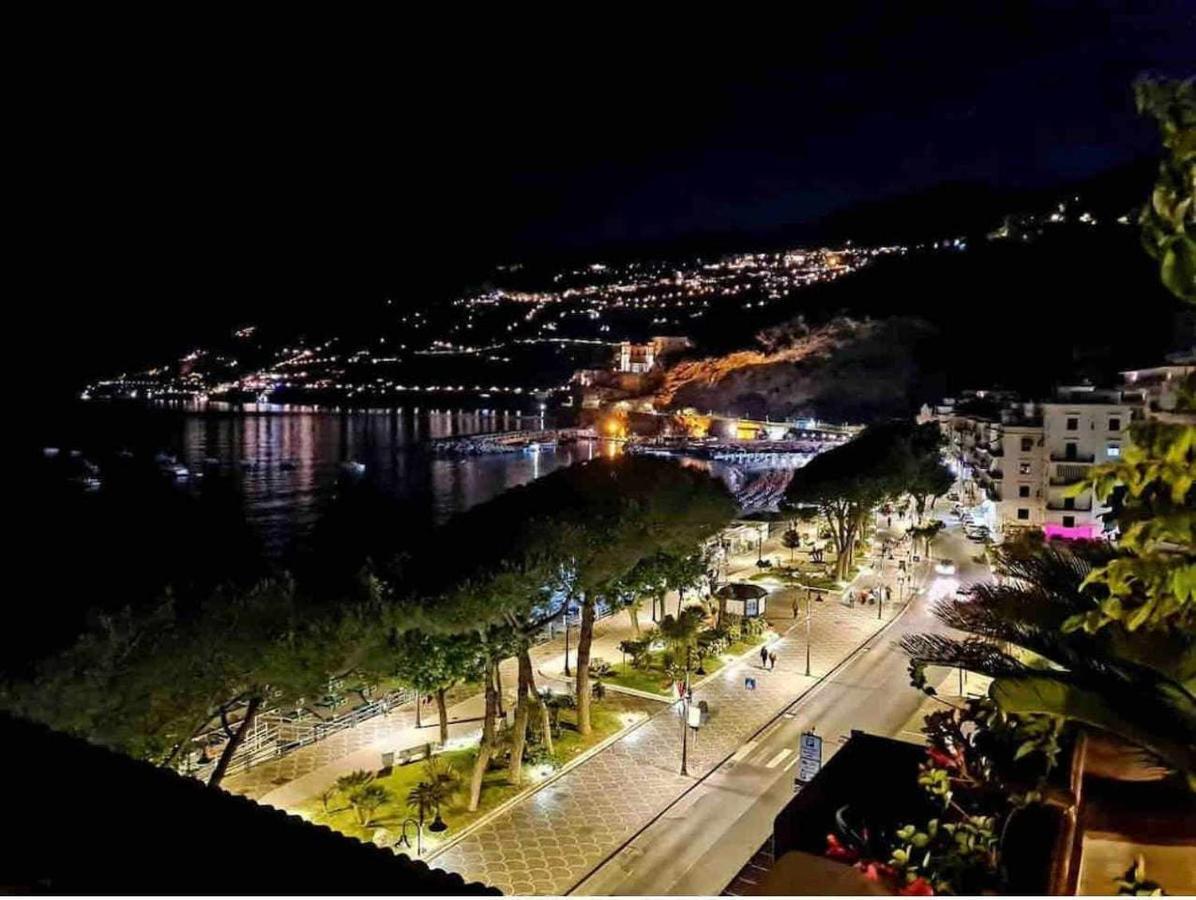 Apartamento Sea Pearl Nuovissimo A Due Passi Dal Mare Maiori Exterior foto