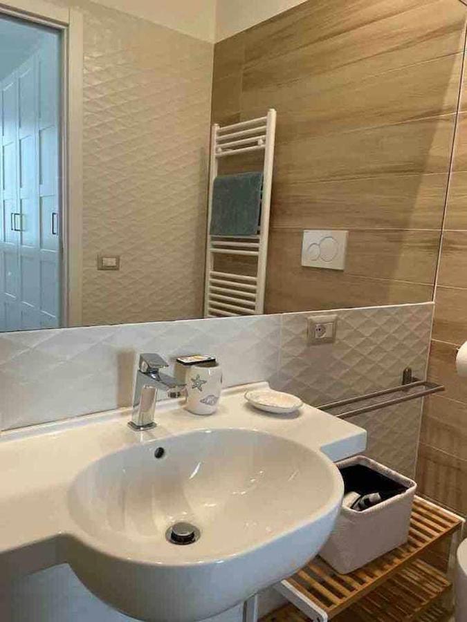 Apartamento Sea Pearl Nuovissimo A Due Passi Dal Mare Maiori Exterior foto